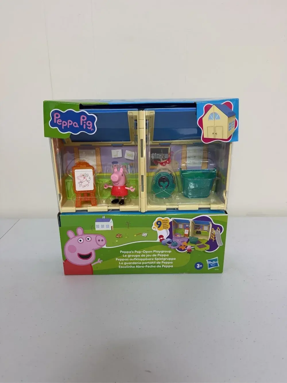 Hasbro Peppa Pig Peppa's Pop-Open Playgroup Playset 9 Piece Set